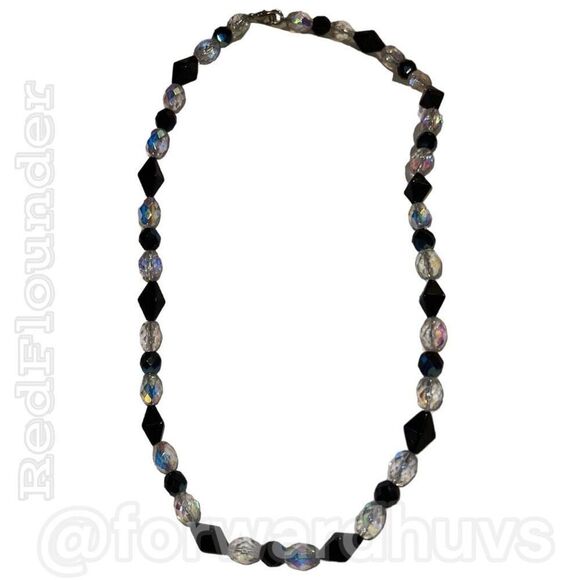 Black and Clear Faceted Rhinestone Necklace With Silver Tone Clasp - Picture 7 of 12
